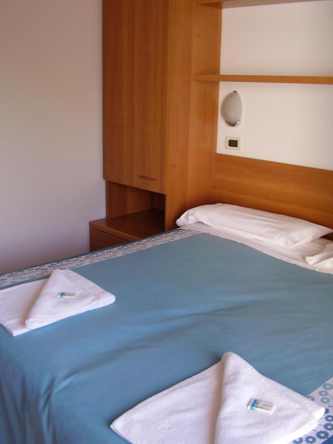 Hotel La Romantica Manerba del Garda Εξωτερικό φωτογραφία