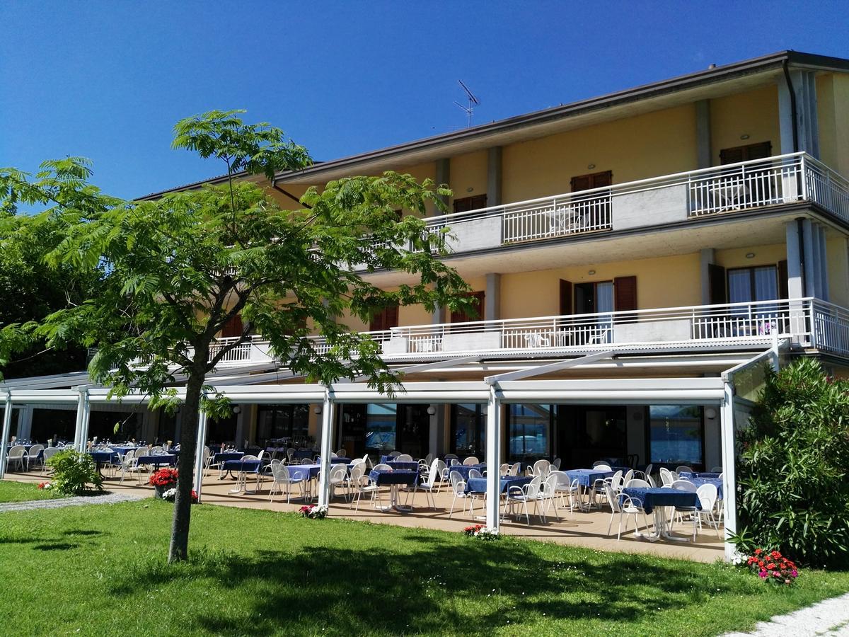 Hotel La Romantica Manerba del Garda Εξωτερικό φωτογραφία