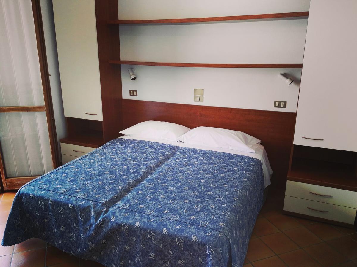 Hotel La Romantica Manerba del Garda Εξωτερικό φωτογραφία